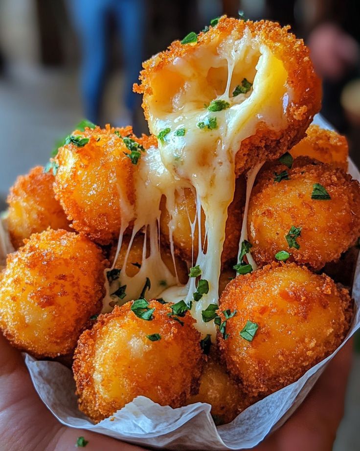 Bolinho de Queijo Crocante